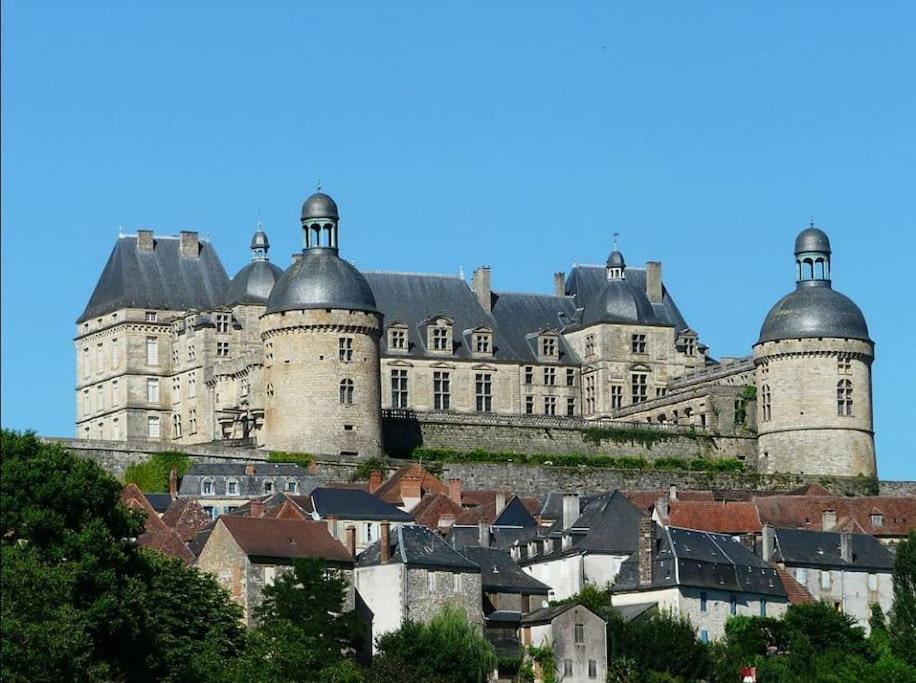 Propriete De Campagne Au Calme Le Bourdeix