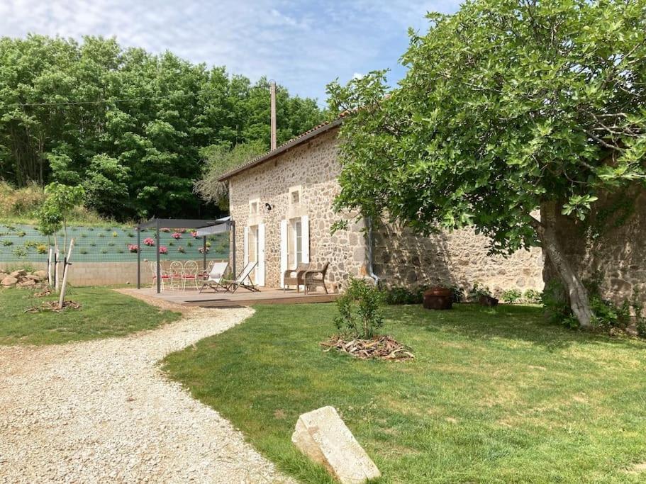 Propriete De Campagne Au Calme Holiday home *